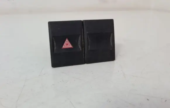 Ford Mondeo Mk III Hazard light switch 1S7T13A350BD