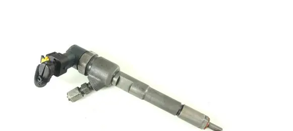 Opel Combo D Fuel injector 0445110351