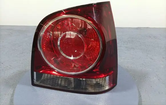 Volkswagen Polo IV 9N3 Rear/tail lights 965348