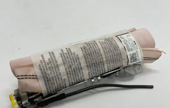 Skoda Fabia Mk3 (NJ) Seat airbag 6V0880242D