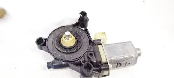 Volkswagen Crafter Front door window regulator motor 8W0959802