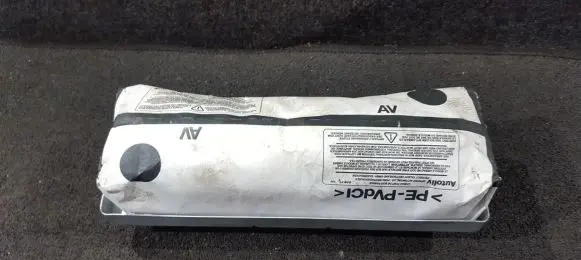 Peugeot 607 Passenger airbag