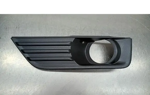 Ford Focus C-MAX Front bumper lower grill 4M5119953AE