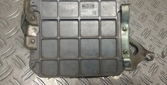 Toyota Verso Engine control unit/module 896610F321