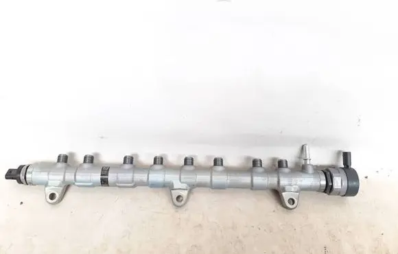 BMW X5 G05 Fuel main line pipe 8599216 13538599216