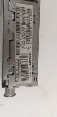 Renault Scenic II - Grand scenic II CD/DVD changer 8200300859