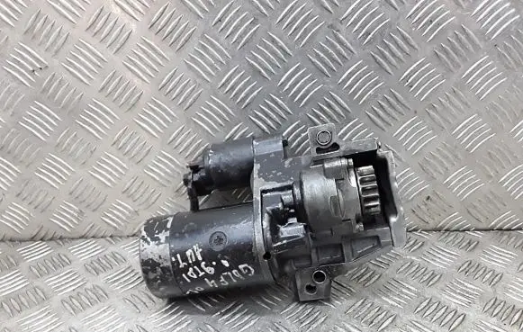 Volkswagen Golf IV Starter motor