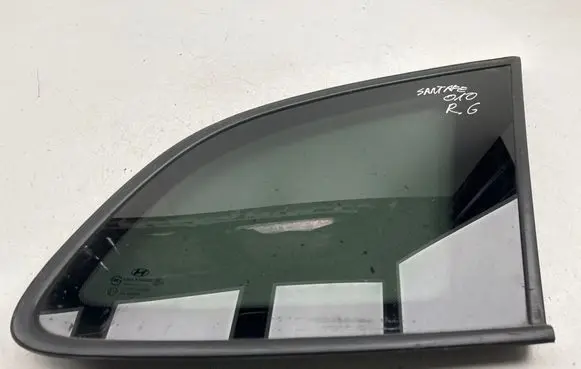 Hyundai Santa Fe Rear side window 43R000399 DOT748AS3M35