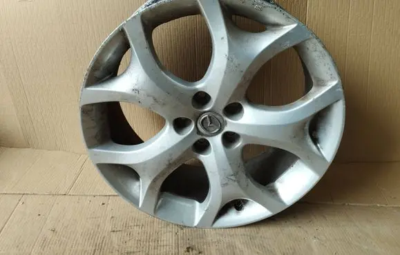 R19 alloy rim