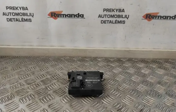 Mercedes-Benz E W211 Door control unit/module 2118703485