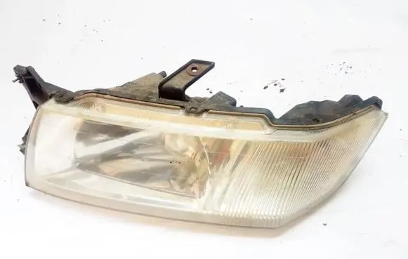 Mitsubishi Space Wagon Headlight/headlamp