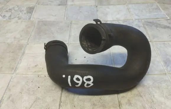Opel Zafira A Engine coolant pipe/hose 24421116