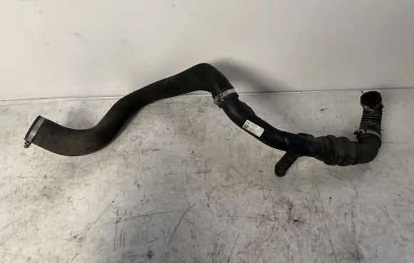 Ford Mondeo MK V Intercooler hose/pipe F1014768405