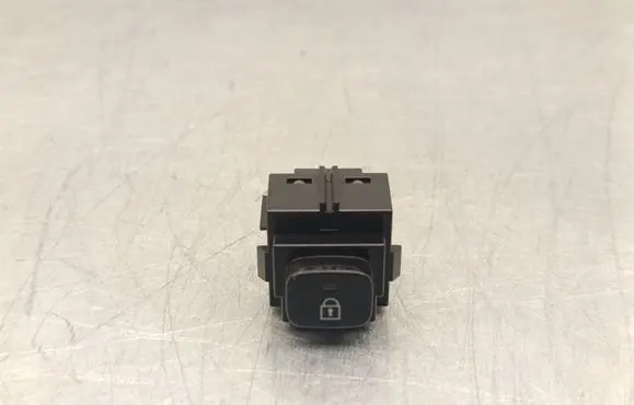 Polestar 2 Central locking switch button 32279487