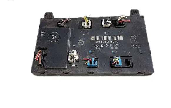 Mercedes-Benz C W203 Door control unit/module 2098202026