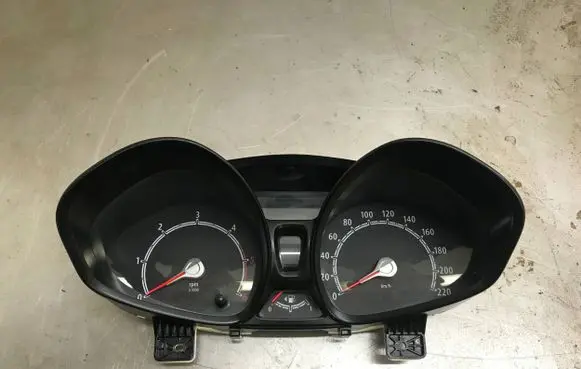 Ford Fiesta Speedometer (instrument cluster) 8A6T-10849-CP
