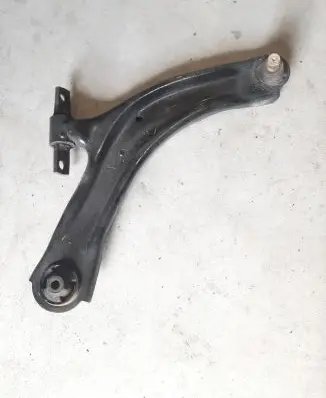 Nissan Qashqai Front lower control arm/wishbone
