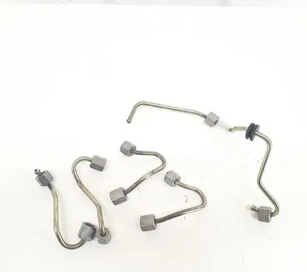 BMW X4 F26 Fuel injector supply line/pipe 8514158