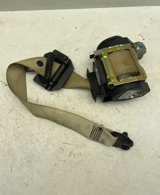 BMW 7 E65 E66 Front seatbelt 561078501 010L000 2743