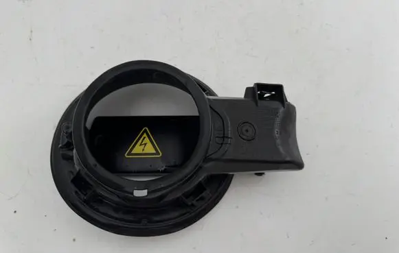Volvo XC90 Electric car charge socket cover 31378983 037J C7GC0