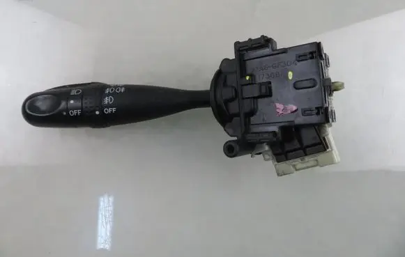 Toyota Corolla E120 E130 Wiper turn signal indicator stalk/switch 173681