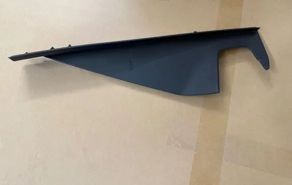 Dashboard side end trim