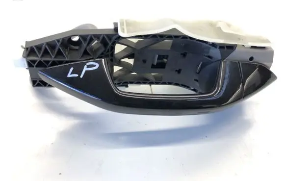 Skoda Octavia Mk4 Front door exterior handle 