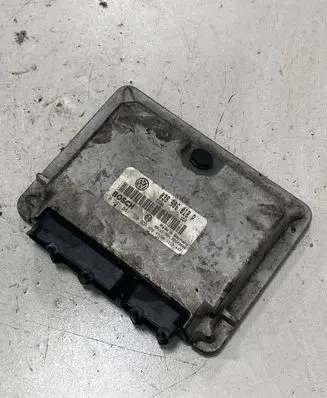 Volkswagen PASSAT B5 Engine control unit/module 038906018P 28SA3664 0281001720