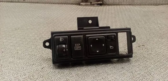 Nissan Tiida C11 Wing mirror switch 