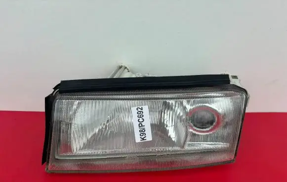 Skoda Octavia Mk1 (1U) Headlight/headlamp 24608500