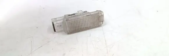 Volkswagen PASSAT B5 Other interior light 3B094741
