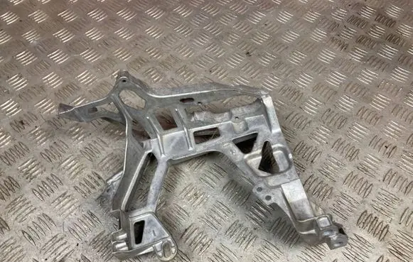 Mercedes-Benz C W205 Headlight/headlamp mounting bracket A2056221700