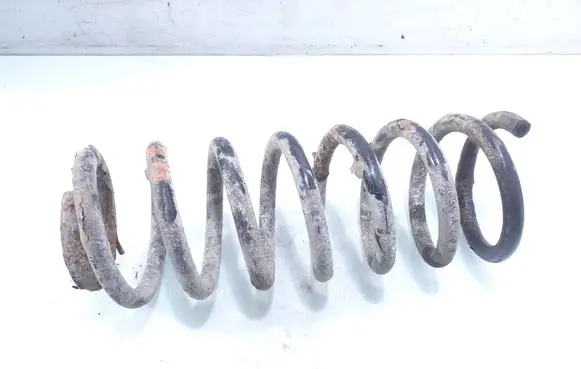 Audi A6 S6 C4 4A Rear coil spring