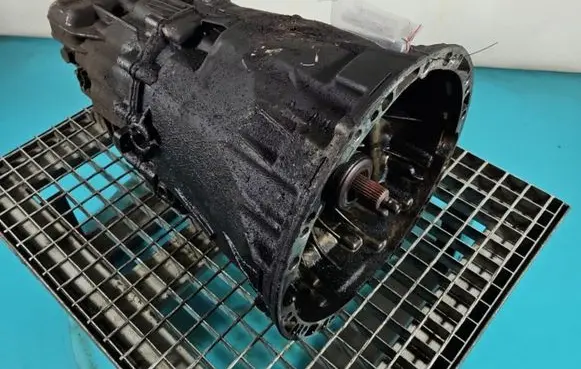 Mercedes-Benz Sprinter W906 Manual 5 speed gearbox A9062610401 IMPRK1410657