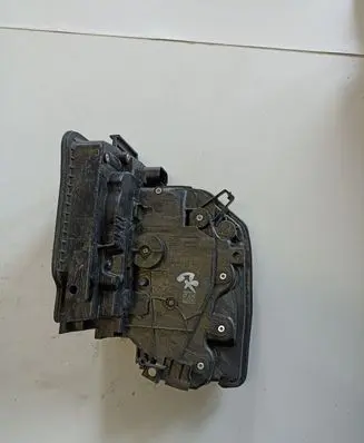 BMW X1 F48 F49 Front door lock 7281934 18283810