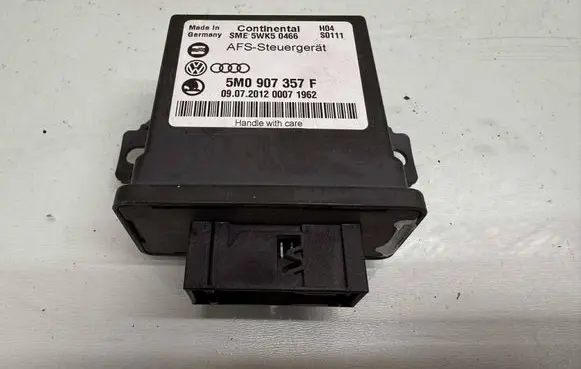 Volkswagen PASSAT B7 Light module LCM 5M0907357F