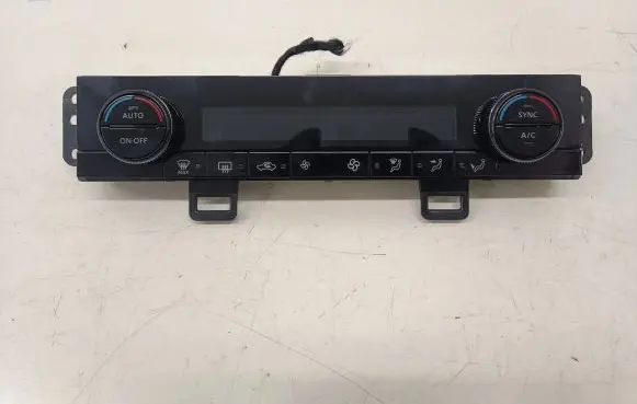 Nissan Qashqai J12 Climate control unit 275006UM4C
