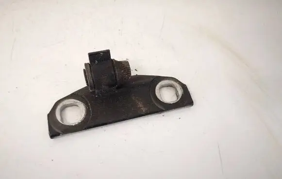 Volvo V70 Front door upper hinge 