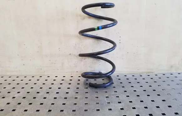 Skoda Octavia Mk3 (5E) Front coil spring