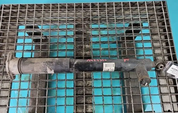 Rear shock absorber/damper