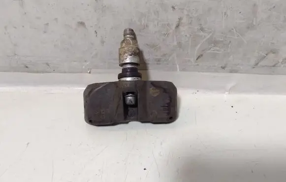 Audi A6 Allroad C6 Tire pressure sensor 4F0907275B