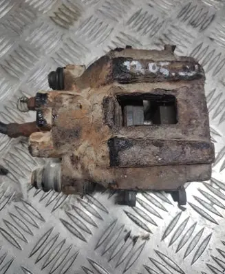 Mercedes-Benz ML W163 Rear brake caliper