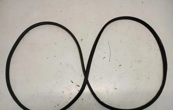 Citroen C3 Aircross Front door rubber seal