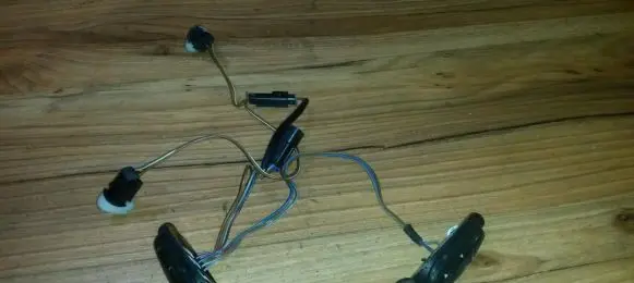 Steering wheel buttons/switches