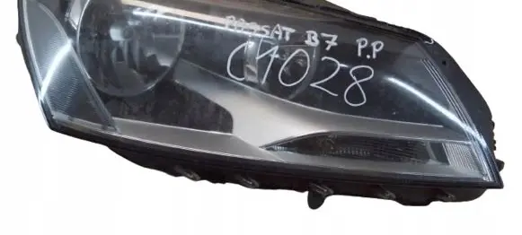 Volkswagen PASSAT B7 Headlight/headlamp 3AC941006