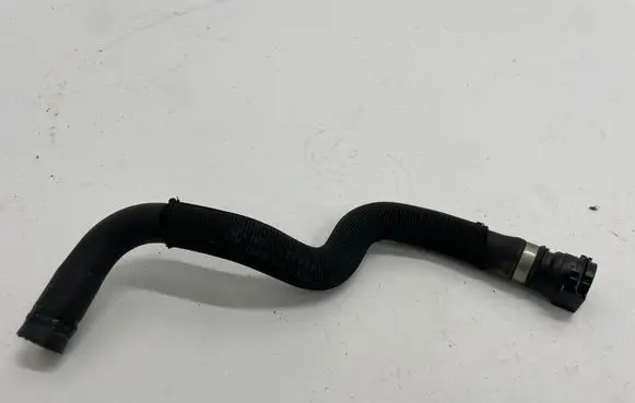 BMW 5 G30 G31 Engine coolant pipe/hose 9299629