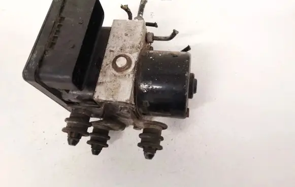 Volkswagen Golf V ABS Pump 1k0907379q 100960-03553