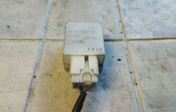 Mazda 6 Light relay 3213653020