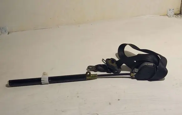 Volkswagen Sharan Front seatbelt 7M0857706C
