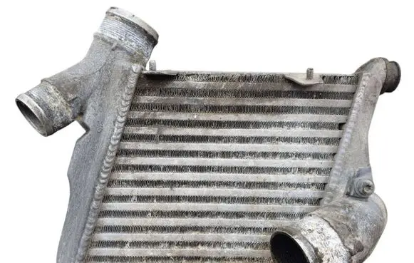 Audi A8 S8 D3 4E Intercooler radiator 4E0145805G 03890601B 0281002399